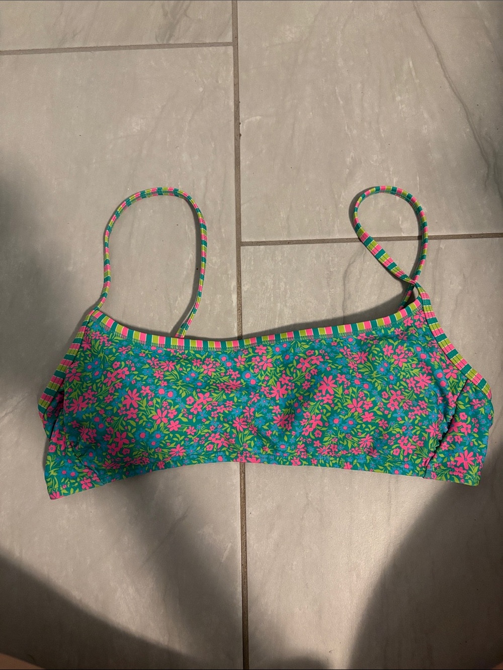 NWOT Wild Fable Teal Bikini Top with Pink Floral Trim Size M